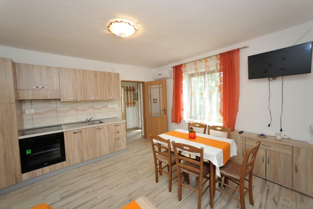 Apartman Svilno Fiume Esterno foto