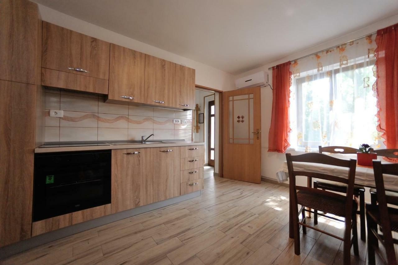 Apartman Svilno Fiume Esterno foto